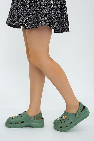 Moda Devrin Daily Water Resistant Sabo Doctor Nurse Hospital and Home Slippers with Green Accessories