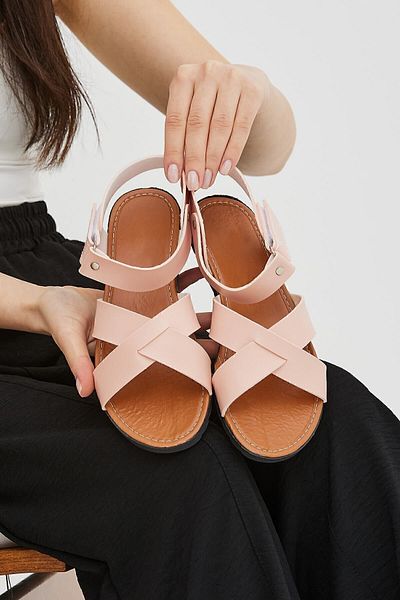 Moda Devrin Sandály s nastavitelným suchým zipem s pudrovým křížem