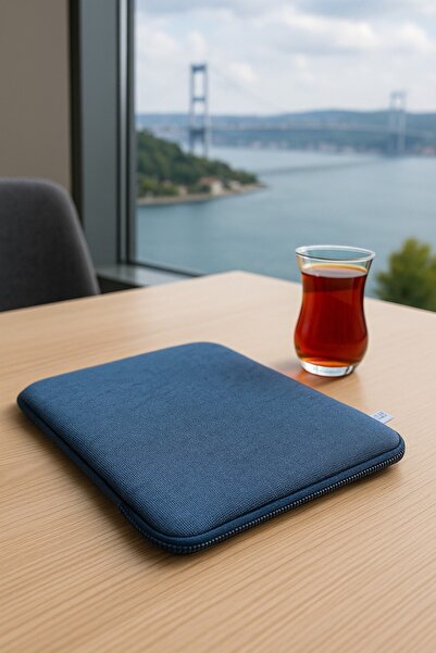 CMT %100 El Yapımı Büyük Boy Tablet Çantası