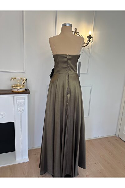 MODA Haki yeşil drape detaylı çiçek aplikli abiye