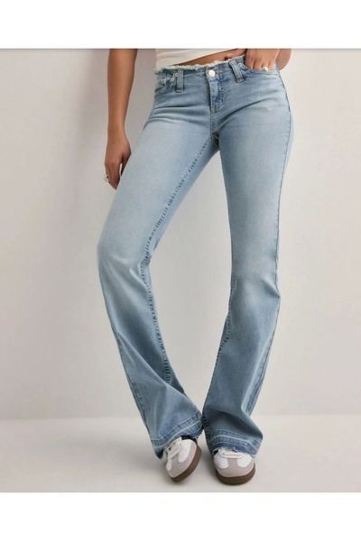 VibeGaia Cut-Out Low Waist Detailed Jeans