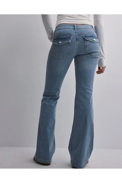 VibeGaia Back Pocket Buttoned Jeans