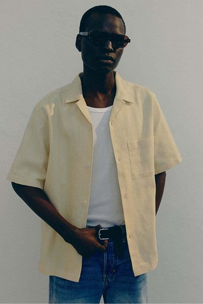 H&M Regular Fit Textured resort shirt