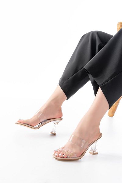 infon shoes creation S-618 Beige Patent Leather Double Striped Heeled Women's Slippers