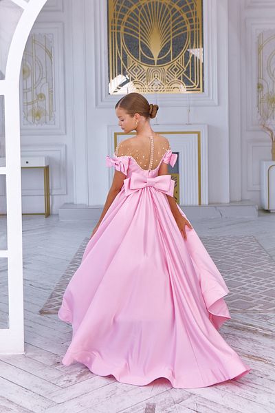 By Feyza Kids Collection By Feyza Couture Élégance Κοριτσίστικο βραδινό φόρεμα αμερικανικού σατέν με λεπτομέρεια μαργαριταριού...