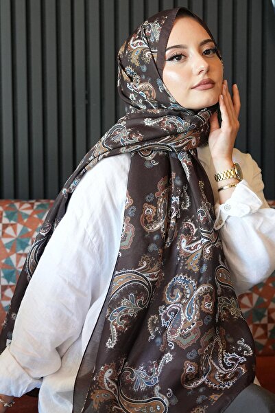 AFVENTE Памучен шал с пейсли шарки и горчиво кафе