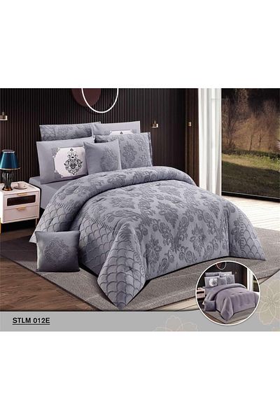 Red Rose A luxurious royal bridal bedspread with an engraved design to add a touch of elegance to your room's decor, size 240*260 cm