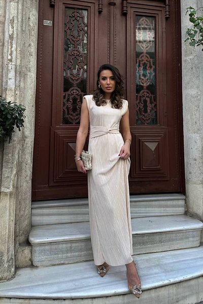 Varyete Padded Pleated Belt Detail Dress