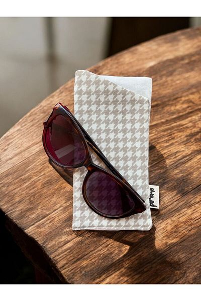 Pirene Arden Glasses Case