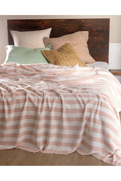 Madame Coco Aviral Double Cotton Bedspread - Powder