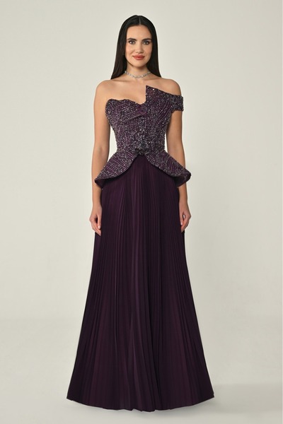 ALFABETA KADIN ASİMETRİK YAKA BUSTİYER DETAYLI PLİSELİ KLOŞ ETEKLİ ŞIK ABİYE ELBİSE