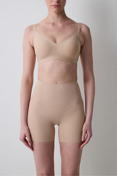Penti #Bebırakmaz Bézs Light Shorts Fűző