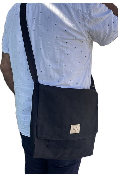 Trend Moda Zippered Messenger Bag