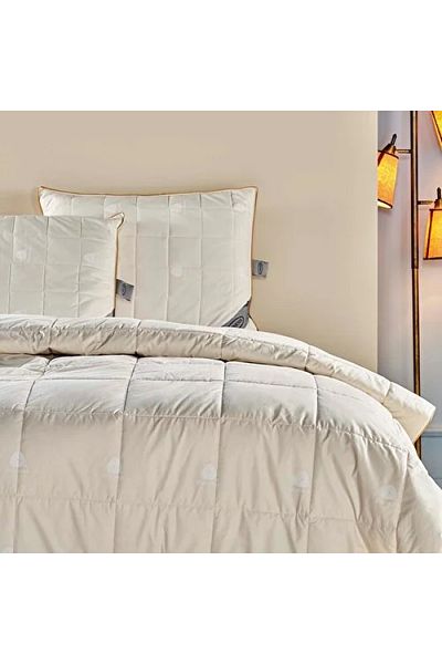 Linens Wooly Wool King Quilt