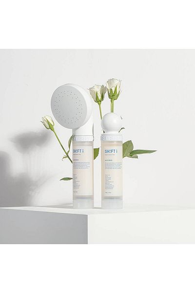 SHIFT Shower head with filter shift Alice scent treats deposits, softens hair and gives you a fragrant and refreshing scent