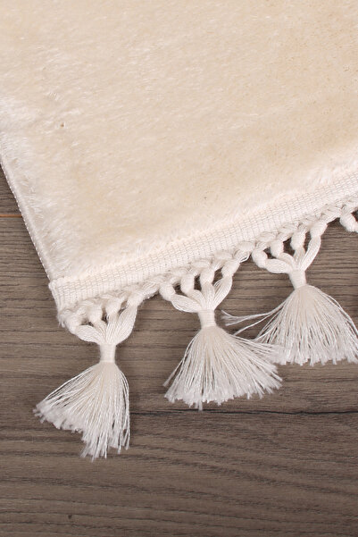 Bestekar Σετ μπάνιου 2 τεμαχίων LunaSoft Cream Pompom με κρόσσια, μοντέρνα, αντιολισθητικά, μαλακά που πλένονται στο πλυντήριο