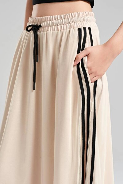 tw3 Fusta de damă cu design elastic în talie cu dungi