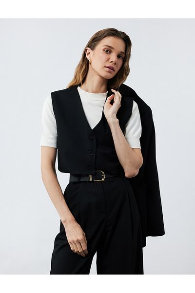 Koton Buttoned V-Neck Sleeveless Crop Blazer Vest
