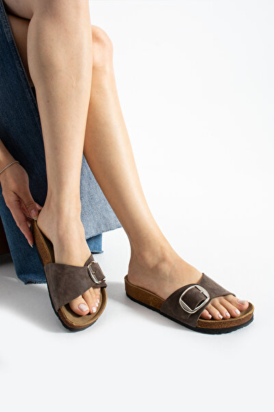 COMFORT OF PANTOFOLE con fıbbia Παντόφλες