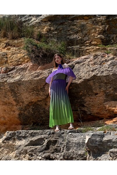 S&A Collectionn Макси рокля от тюл с плисирана яка „Мадона“ с цветен градиент - с отворени рамене