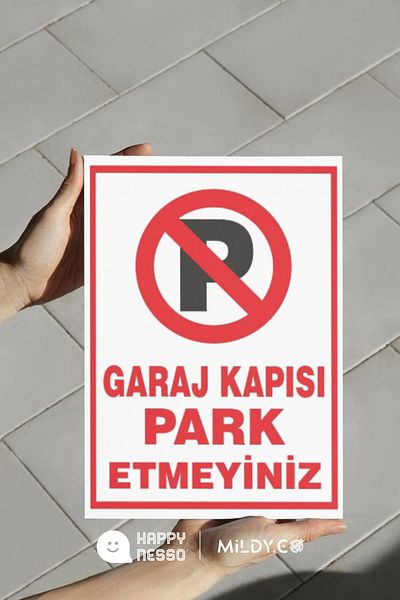 Happynesso "Do Not Park Garage Door" Warning Sign 25X35 cm |   3 mm Forex over Foil Printing Sign