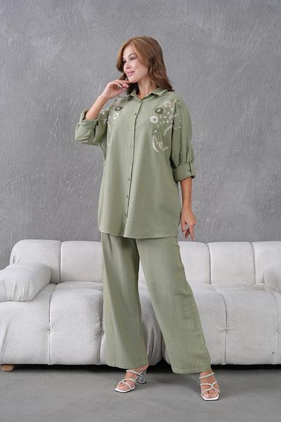 BURRASCA Oversize Linen Set with Embroidered Stones