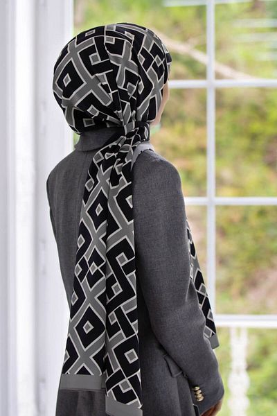 Vissona Luxury Medina Silk - Γεωμετρικό σχέδιο, Γκρι Χρώμα, 75x195 Ανθεκτικό στο τσαλάκι Σάλι Moss Crepe Τύπος ραφής Ιταλική βελονιά