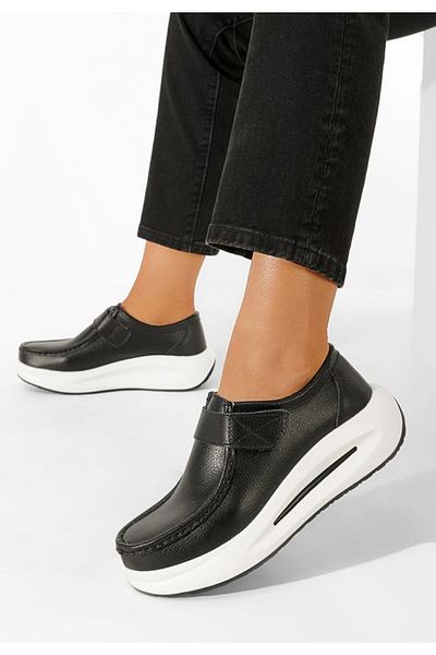 B T Shoes Women's black Alseida leather loafers