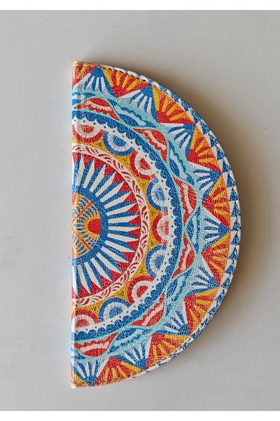 ankara menü Half Moon - Thermo Leather Account Desk Mat - 22 cm Diameter