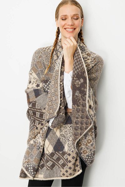 Desen Triko Women's Forty Patch Patterned Bearded Large Shawl with Yarn 12
