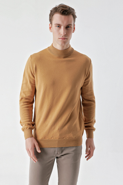 Morven Men's Camel Basic Half Turtleneck Dynamic Fit Relaxed Cut Knitwear
