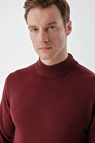 Morven Men's Dark Claret Red Basic Half Turtleneck Dynamic Fit Relaxed Cut Knitwear