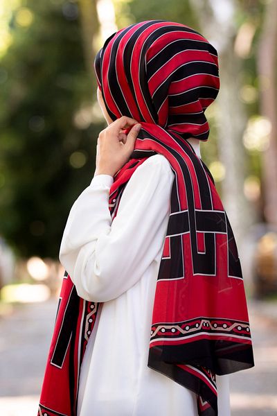 Vissona Γυναικείο φρέσκο ​​μεταξωτό σάλι μπορντό μαύρο