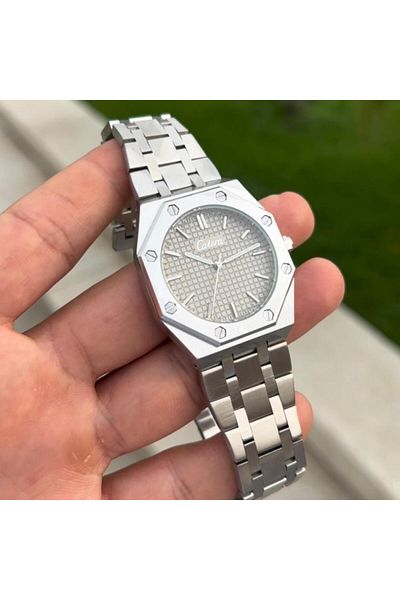catera Men's silver steel watch with a gray dial