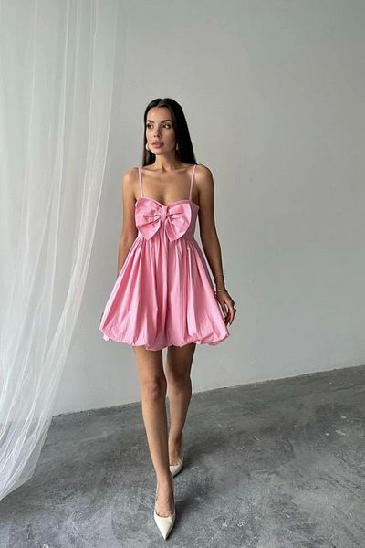 Butik Rochie roz cu bretele cu fundă în față