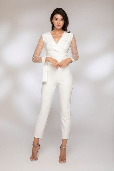 Atmosphere Fashion Elegant jumpsuit made of white fabric