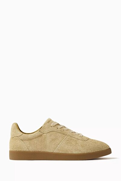 12storeez Suede Low-Top Sneaker