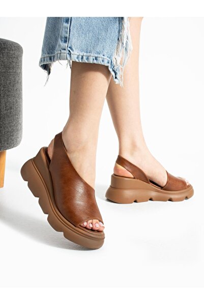 Alphus Sandale de zi cu zi pentru femei cu toc cu pană Vollex