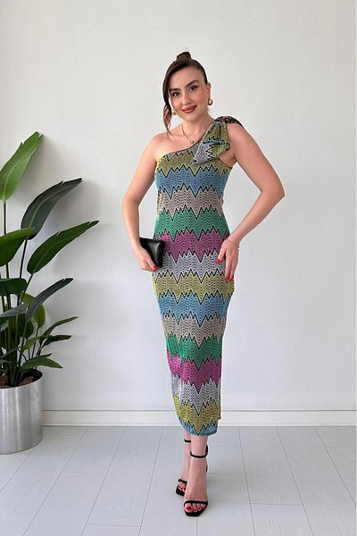 MaziButik Zigzag Dress with Shoulder Bow Colorful