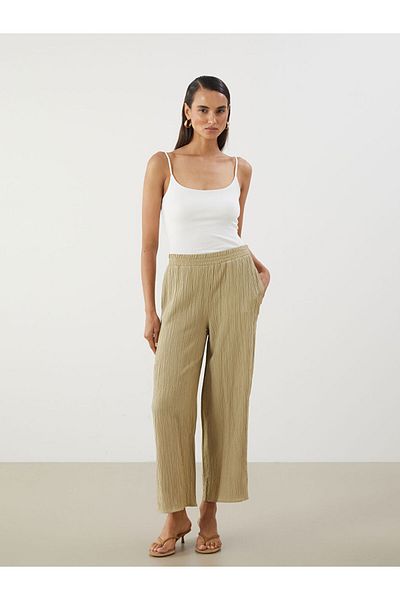 LC Waikiki New Season Elastic Waist Textured Women's Trousers - S5K500Z8