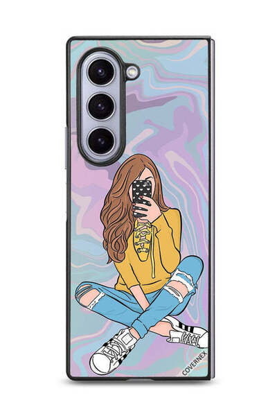 Covernex غطاء حماية لهاتف سامسونج جالاكسي زد فولد 6 - فتاة تلتقط صورة