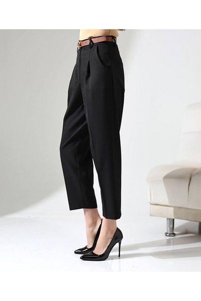 vesantia Women's Black Belted Carrot Cut Fabric Pants