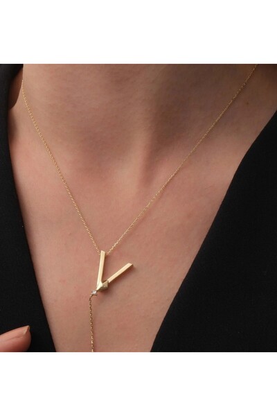 NEW'ORO JEWELRY 14 ayar 'V' Harfli Altın Kolye