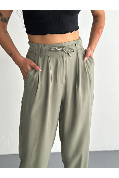 02Lady Fashion Soft Texture Waist Lace up Buttoned Modal Fabric Pants