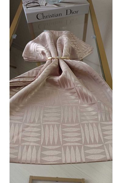 MODA Match Pattern Silky Jacquard Shawl