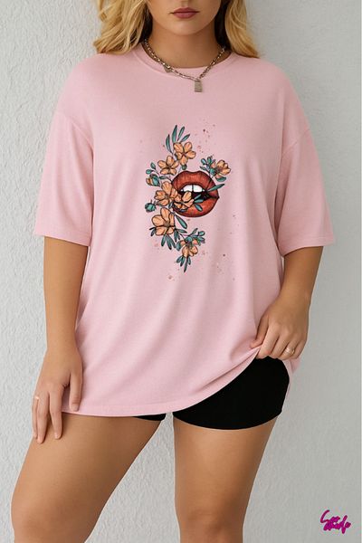 SevMode In the Cart, 1 T-Shirt Gift for Purchases of 5 or More - Large Size T-Shirt with Floral Lip Print