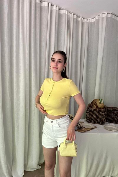 lizge giyim Button Detail Crop Top