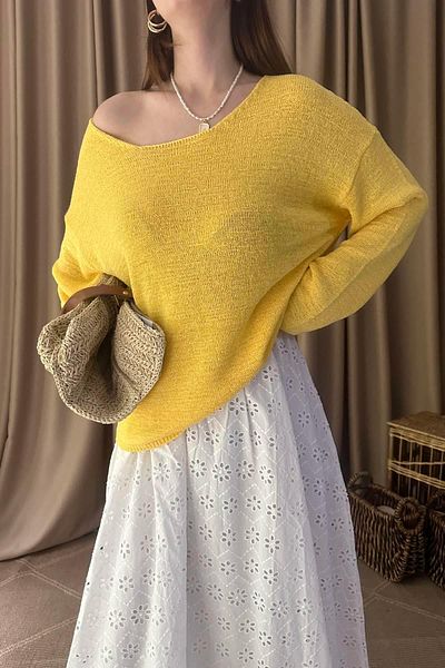 lizge giyim Oval Collar Soft Textured Knitwear Sweater