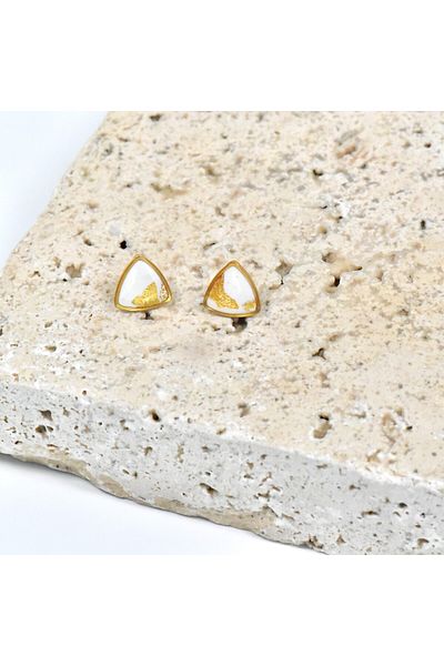 NARRU Handmade earrings, stylized triangle, white and gold, Vasia