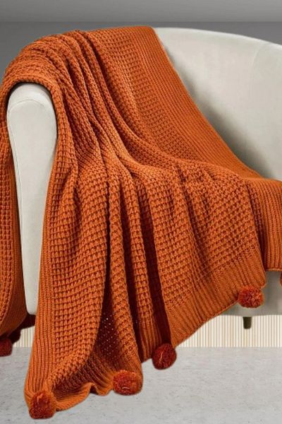 DOUX HOME Thessaloniki 10 Pompom Knitwear Knitted Tv Blanket 130 X 170 cm